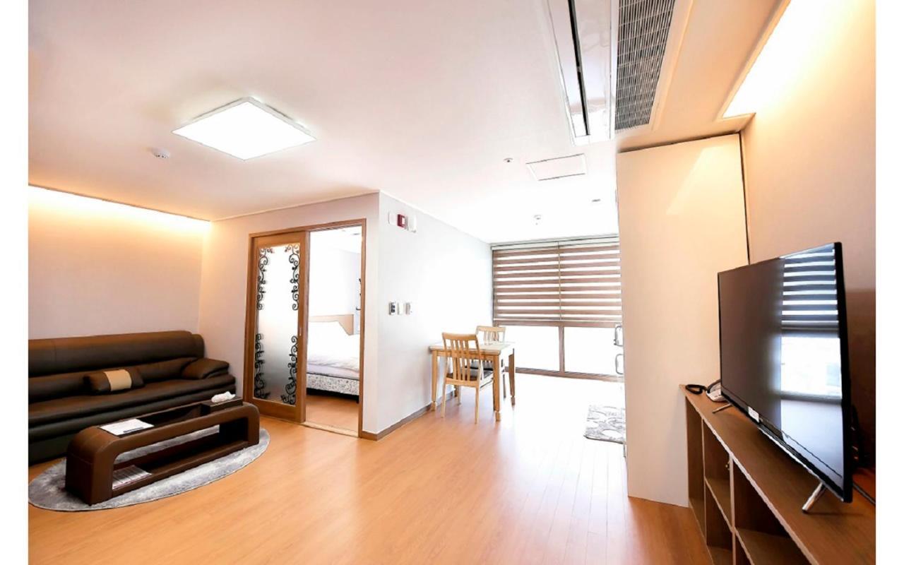 Residence Hotel K Okpo Geoje Exterior photo